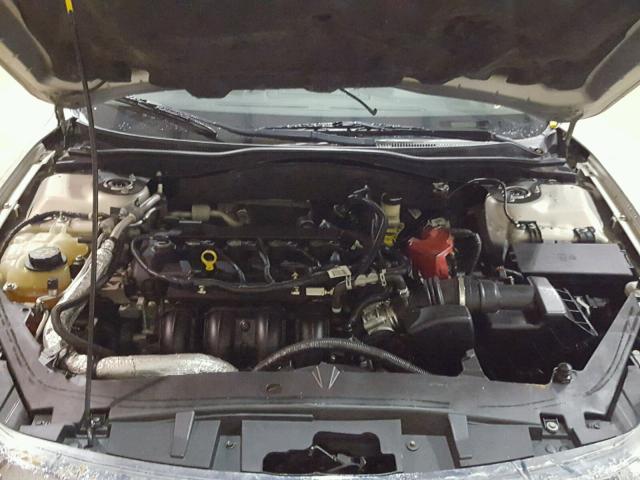 3FAHP0HA0AR152377 - 2010 FORD FUSION SE SILVER photo 7