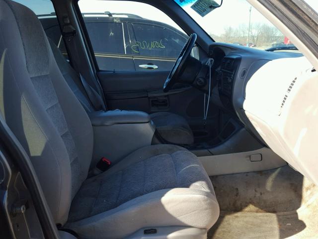 1FMZU34EXWUB52786 - 1998 FORD EXPLORER GRAY photo 5