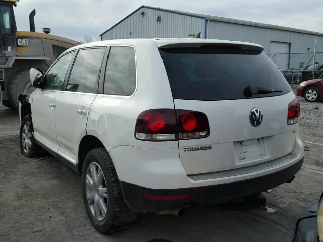 WVGBE67L59D012210 - 2009 VOLKSWAGEN TOUAREG 2 WHITE photo 3