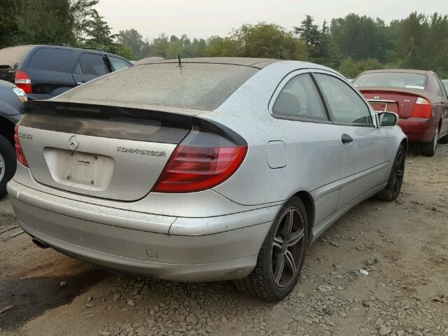 WDBRN47J82A161724 - 2002 MERCEDES-BENZ C 230K SPO SILVER photo 4