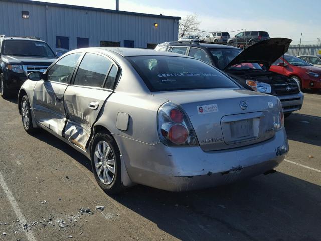 1N4AL11D35C133785 - 2005 NISSAN ALTIMA S SILVER photo 3