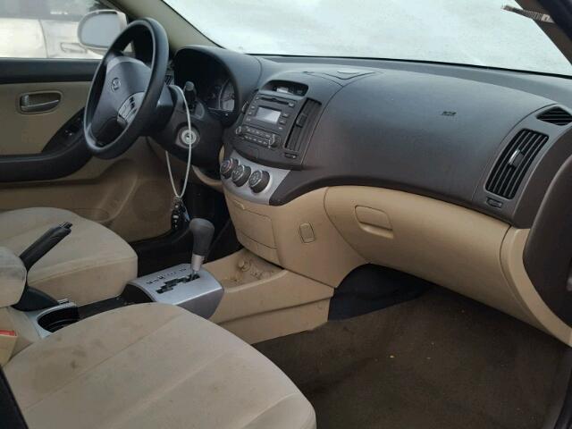 KMHDU46D28U568502 - 2008 HYUNDAI ELANTRA GL GOLD photo 5