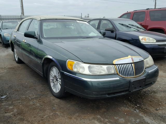 1LNFM81W6WY663613 - 1998 LINCOLN TOWN CAR E GREEN photo 1