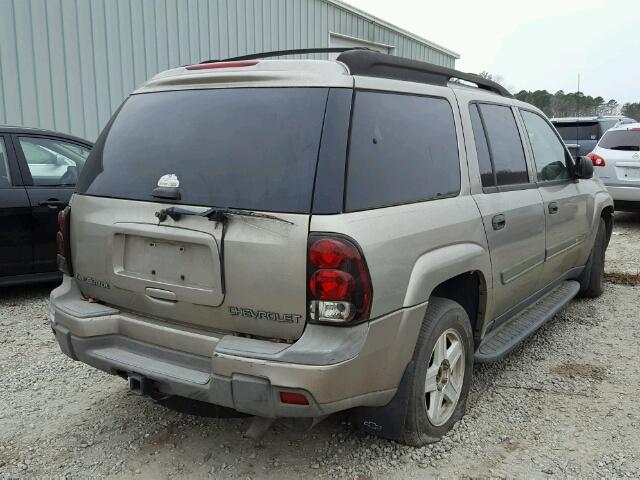 1GNET16S226121843 - 2002 CHEVROLET TRAILBLAZE TAN photo 4