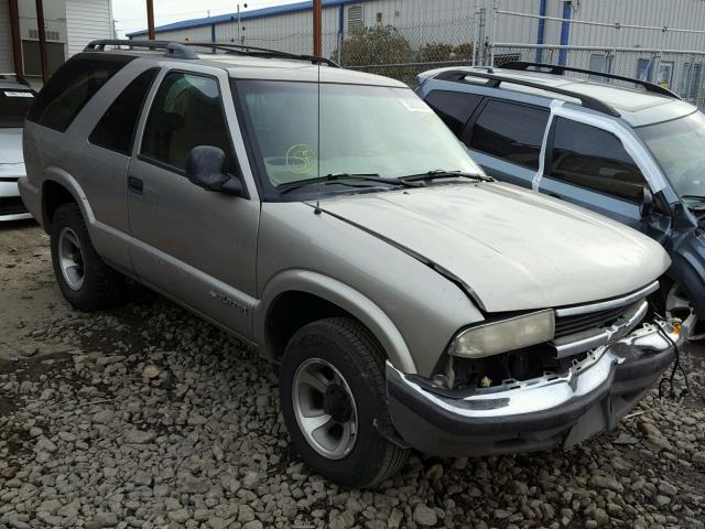 1GNCS18W8WK224899 - 1998 CHEVROLET BLAZER BEIGE photo 1