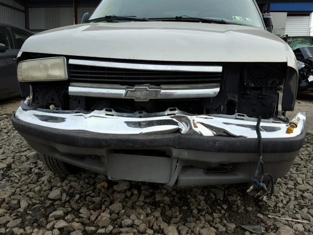 1GNCS18W8WK224899 - 1998 CHEVROLET BLAZER BEIGE photo 9