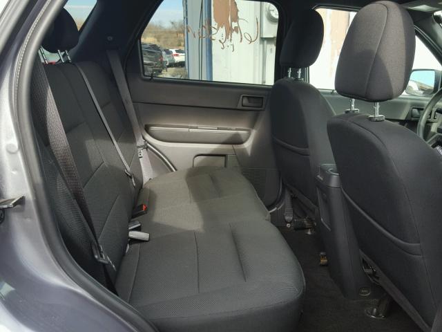 1FMCU93168KD41909 - 2008 FORD ESCAPE XLT GRAY photo 6