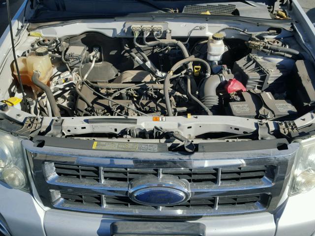 1FMCU02Z78KC69430 - 2008 FORD ESCAPE XLS SILVER photo 7