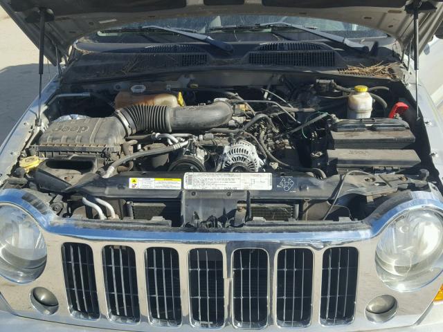 1J4GL58K66W231252 - 2006 JEEP LIBERTY LI SILVER photo 7
