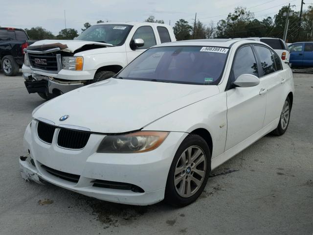 WBAVB135X6KX34670 - 2006 BMW 325 I WHITE photo 2