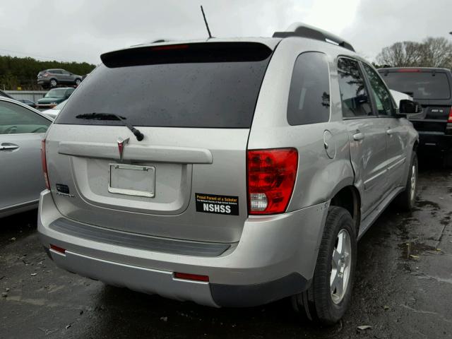 2CKDL33F886296861 - 2008 PONTIAC TORRENT SILVER photo 4