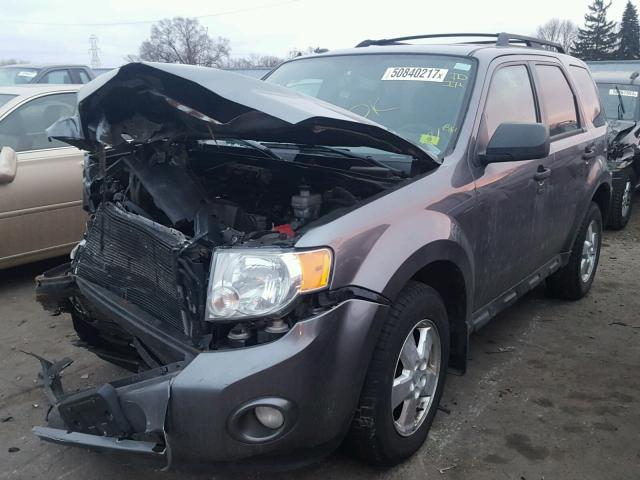 1FMCU9DG7CKA39556 - 2012 FORD ESCAPE XLT GRAY photo 2