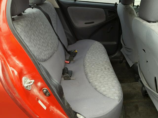 JTDBT123110156692 - 2001 TOYOTA ECHO RED photo 6