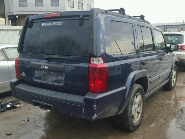 1J8HG48NX6C149599 - 2006 JEEP COMMANDER BLUE photo 4