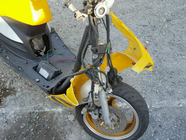 LFGTCKPL951013976 - 2005 BAMC SCOOTER YELLOW photo 10