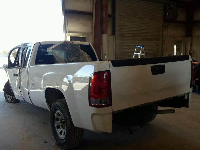 1GTSCTE01AZ232758 - 2010 GMC SIERRA C15 WHITE photo 3