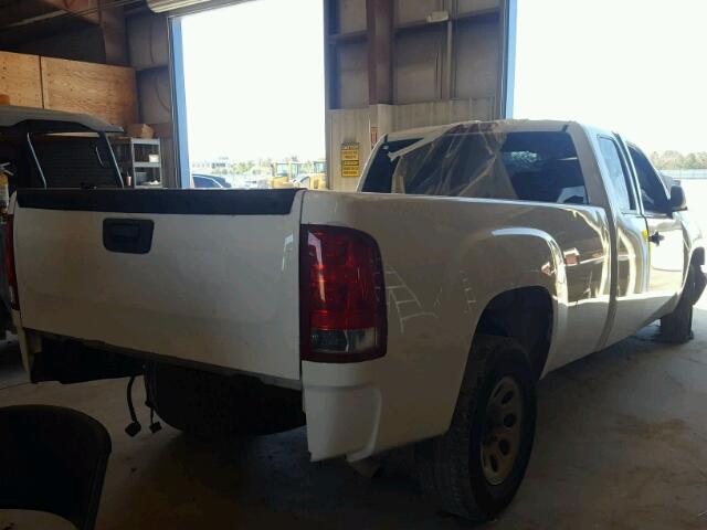 1GTSCTE01AZ232758 - 2010 GMC SIERRA C15 WHITE photo 4