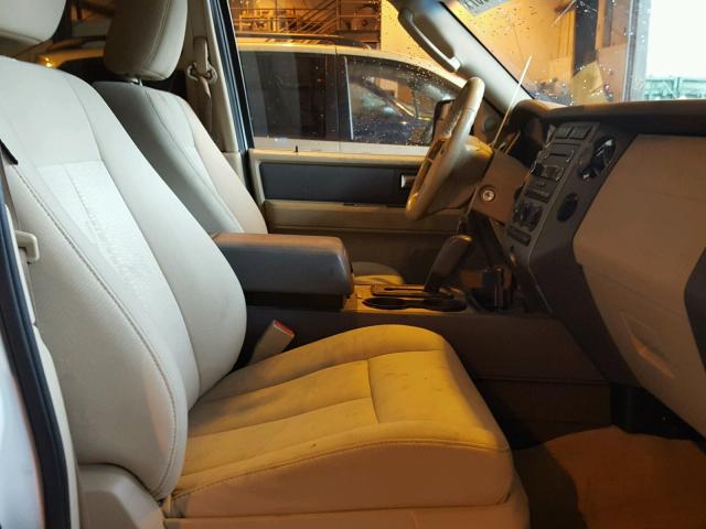 1FMJU1J58CEF00600 - 2012 FORD EXPEDITION WHITE photo 5