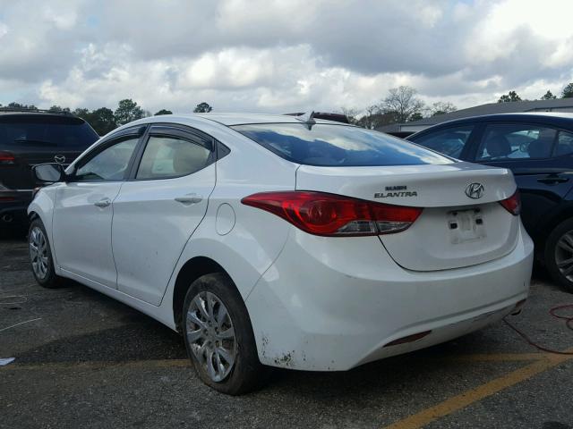 5NPDH4AE5DH172383 - 2013 HYUNDAI ELANTRA GL WHITE photo 3