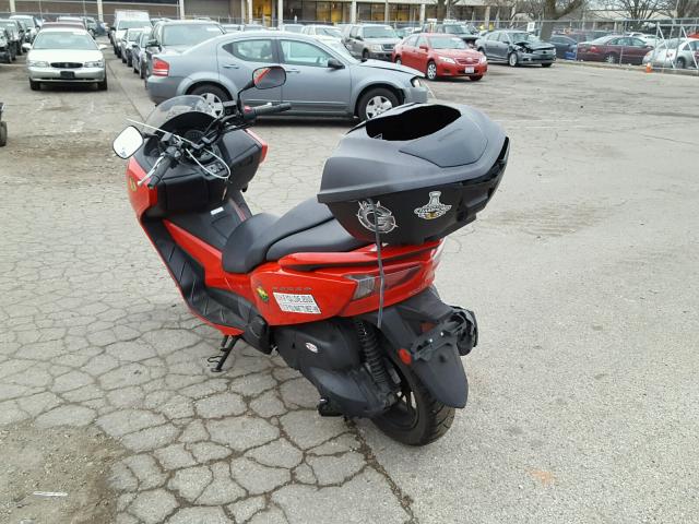 MLHNF0408E5000639 - 2014 HONDA NSS300 RED photo 3