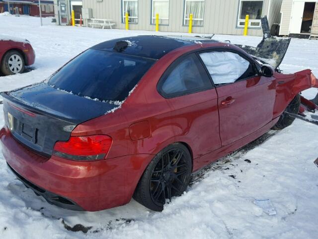 WBAUP73529VK74875 - 2009 BMW 128 I RED photo 4