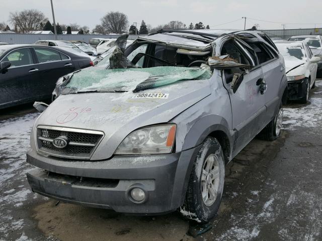 KNDJC733565657527 - 2006 KIA SORENTO EX GRAY photo 2