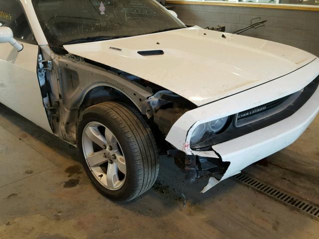 2C3CDYBT1EH294541 - 2014 DODGE CHALLENGER WHITE photo 9