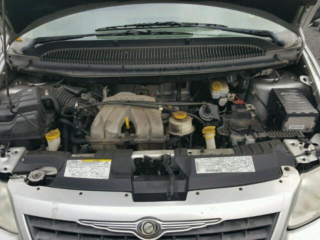 1C8GJ15B62B574605 - 2002 CHRYSLER VOYAGER EC ნაცრისფერი ფოტო 7