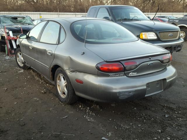 1FAFP53S8XG316530 - 1999 FORD TAURUS SE GRAY photo 3