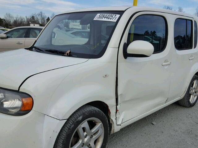 JN8AZ2KR9AT159492 - 2010 NISSAN CUBE BASE WHITE photo 9