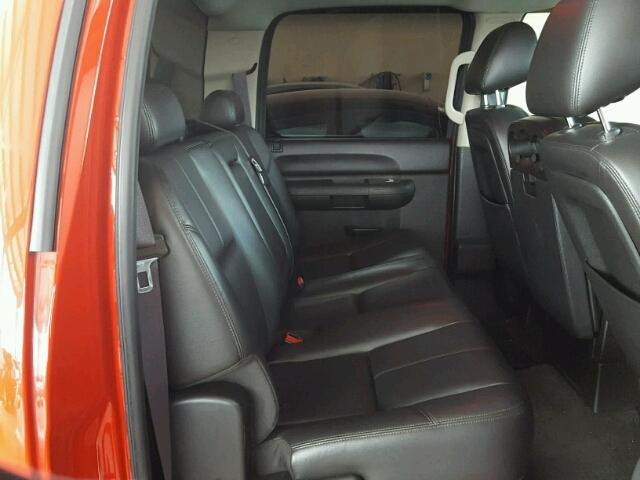 3GCPCSE03BG280358 - 2011 CHEVROLET SILVERADO RED photo 6