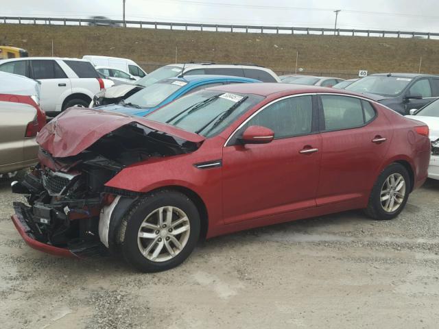 5XXGM4A79DG245132 - 2013 KIA OPTIMA LX RED photo 2