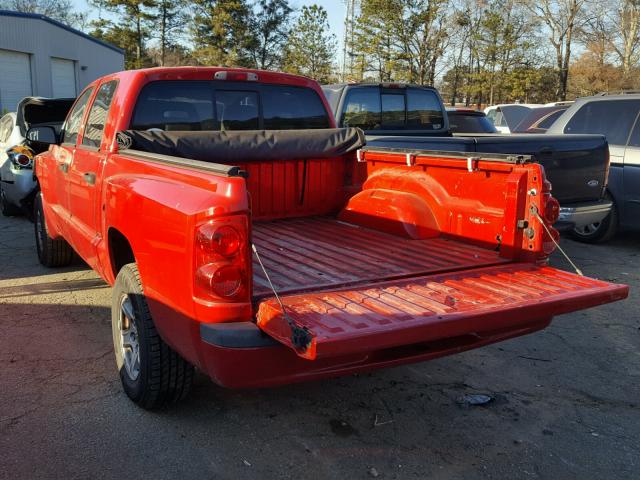 1D7HE48K67S196032 - 2007 DODGE DAKOTA QUA RED photo 3