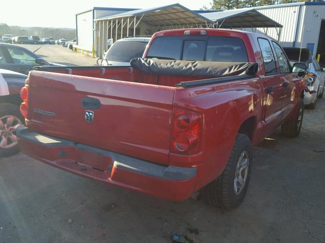 1D7HE48K67S196032 - 2007 DODGE DAKOTA QUA RED photo 4