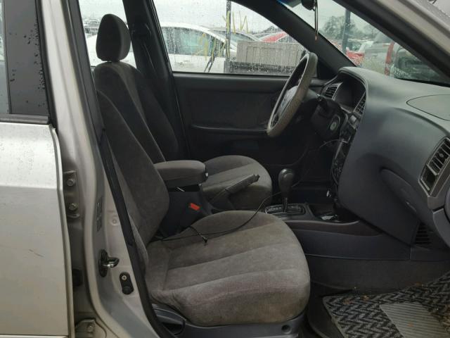 KMHDN45D13U610973 - 2003 HYUNDAI ELANTRA GL SILVER photo 5