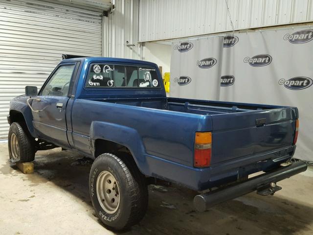 JT4RN63A1J8009146 - 1988 TOYOTA PICKUP RN6 BLUE photo 3