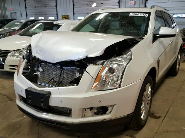 3GYFNGE37DS528697 - 2013 CADILLAC SRX LUXURY WHITE photo 2