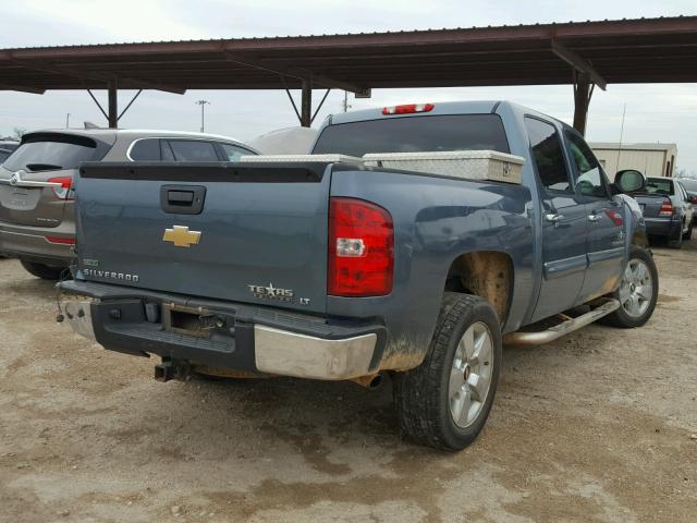 3GCPCSE05BG256062 - 2011 CHEVROLET SILVERADO BLUE photo 4