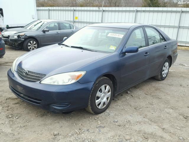 4T1BE32K94U293238 - 2004 TOYOTA CAMRY LE ლურჯი ფოტო 2