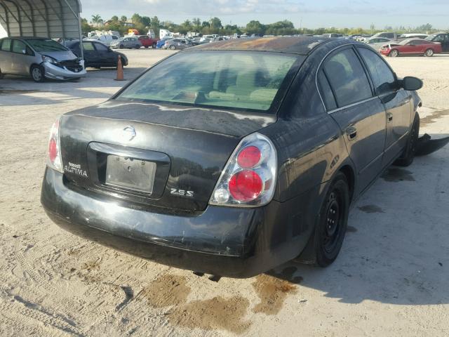 1N4AL11D25C336215 - 2005 NISSAN ALTIMA S BLACK photo 4