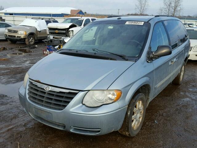 2A4GP54L16R849073 - 2006 CHRYSLER TOWN & COU BLUE photo 2