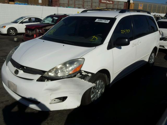 5TDZK23C47S092367 - 2007 TOYOTA SIENNA CE WHITE photo 2