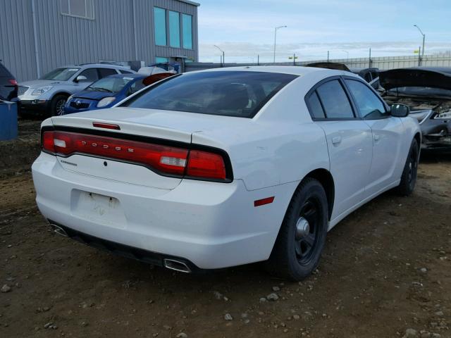 2C3CDXAG1CH295636 - 2012 DODGE CHARGER PO WHITE photo 4