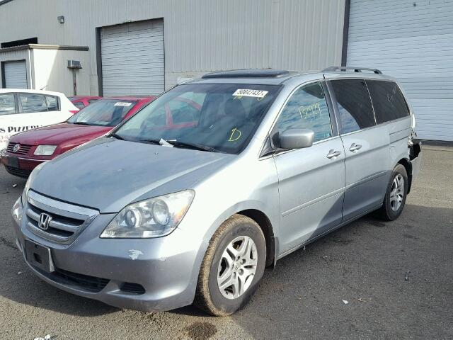 5FNRL38695B046654 - 2005 HONDA ODYSSEY EX SILVER photo 2