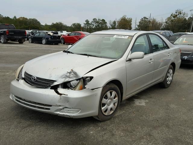 4T1BE32K44U850461 - 2004 TOYOTA CAMRY LE SILVER photo 2