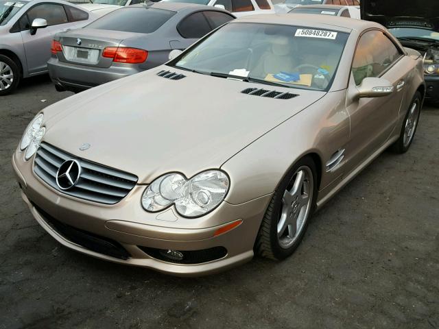 WDBSK75F93F027979 - 2003 MERCEDES-BENZ SL 500R GOLD photo 2