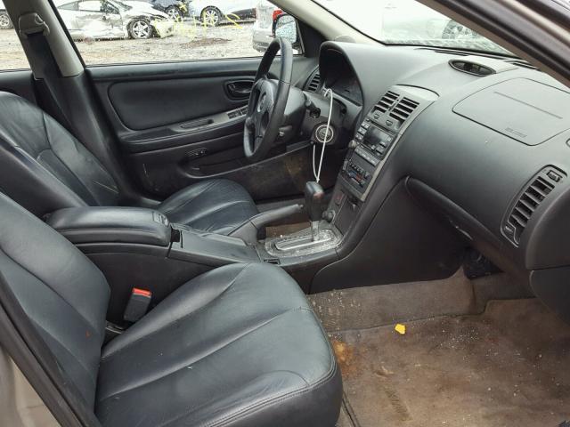 JN1CA31D9YT761457 - 2000 NISSAN MAXIMA GLE GRAY photo 5