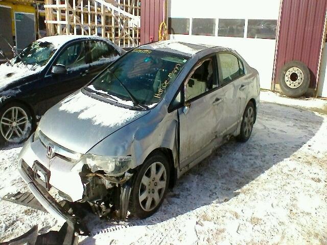 2HGFA16508H337048 - 2008 HONDA CIVIC LX SILVER photo 2