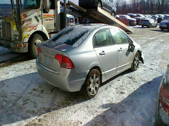 2HGFA16508H337048 - 2008 HONDA CIVIC LX SILVER photo 4