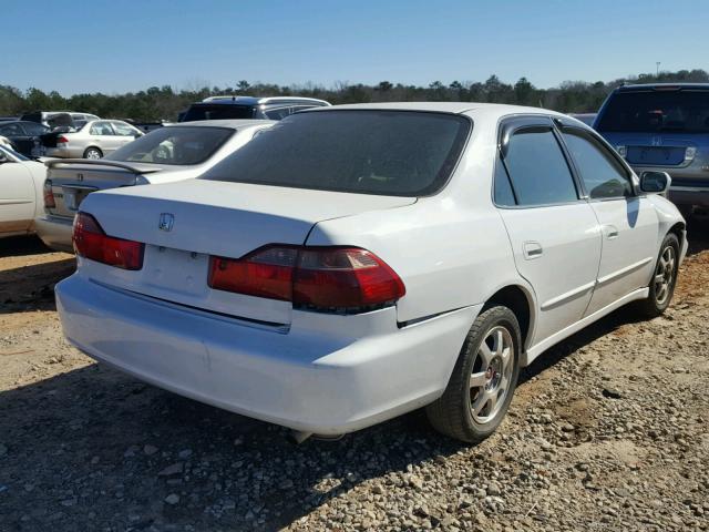 1HGCG5650XA152908 - 1999 HONDA ACCORD EX WHITE photo 4